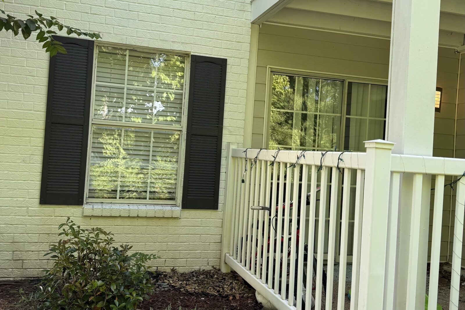 Completed glass project by Clearline Glass in the Jackson, MS metro