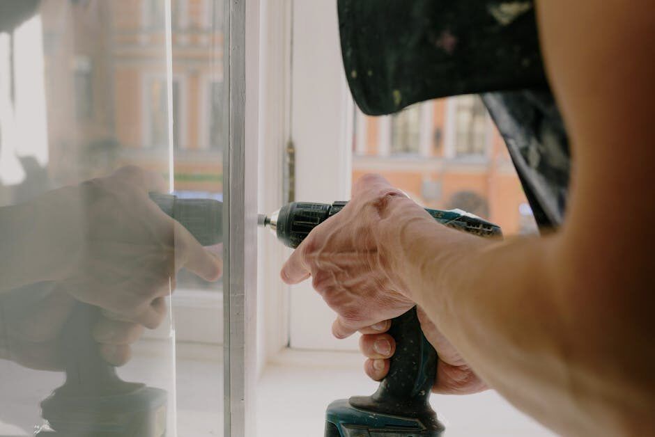 Clearline Glass team on a glass installation in the Jackson, MS metro